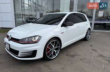 Хетчбек Volkswagen Golf GTI 2017 в Києві