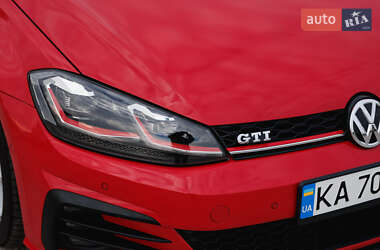 Хетчбек Volkswagen Golf GTI 2017 в Києві