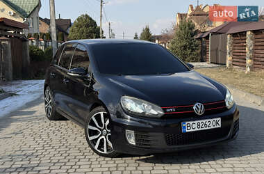 Хэтчбек Volkswagen Golf GTI 2012 в 