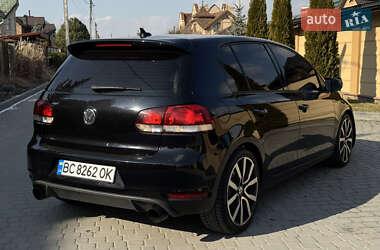 Хэтчбек Volkswagen Golf GTI 2012 в 