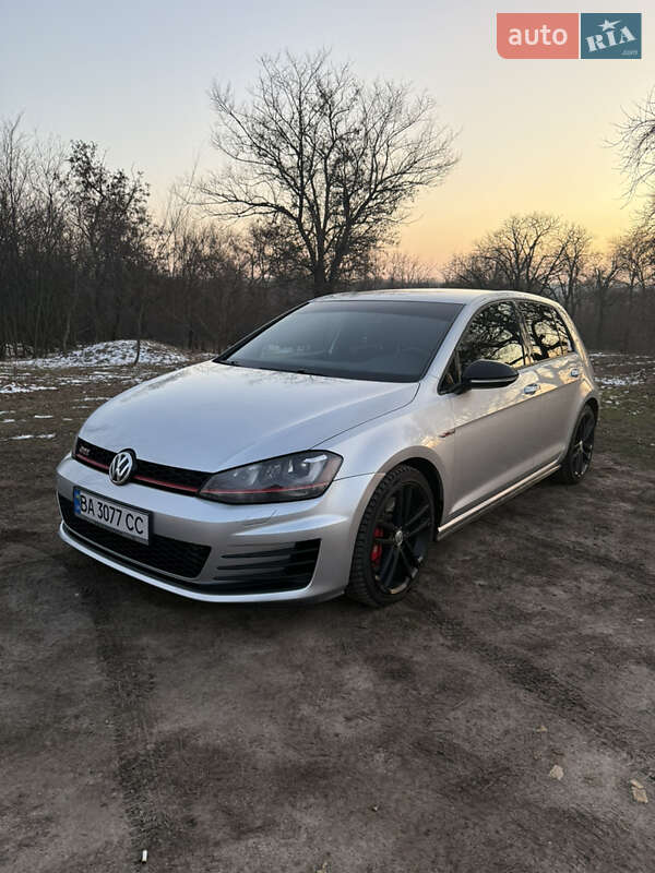 Volkswagen Golf GTI 2017