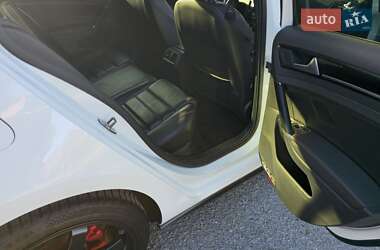 Хэтчбек Volkswagen Golf GTI 2014 в 