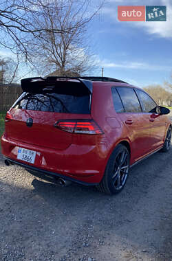 Хэтчбек Volkswagen Golf GTI 2014 в 