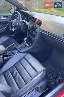Хэтчбек Volkswagen Golf GTI 2014 в 