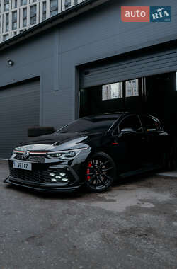 Хетчбек Volkswagen Golf GTI 2021 в 