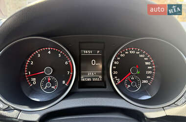 Хэтчбек Volkswagen Golf GTI 2011 в 