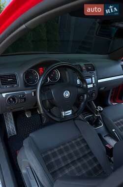 Хэтчбек Volkswagen Golf GTI 2007 в 