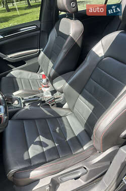 Хэтчбек Volkswagen Golf GTI 2017 в 