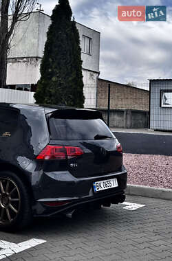 Хэтчбек Volkswagen Golf GTI 2014 в Киеве