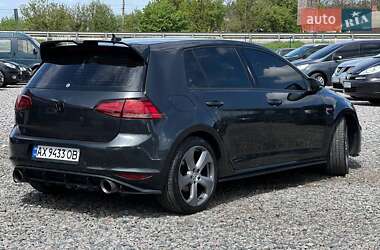 Хетчбек Volkswagen Golf GTI 2014 в 
