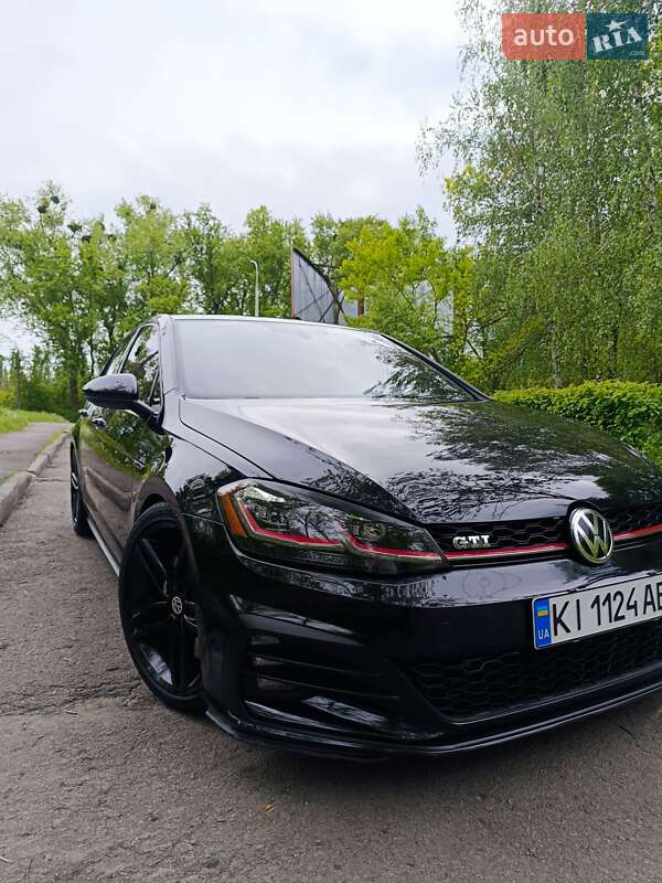 Хэтчбек Volkswagen Golf GTI 2018 в Ровно