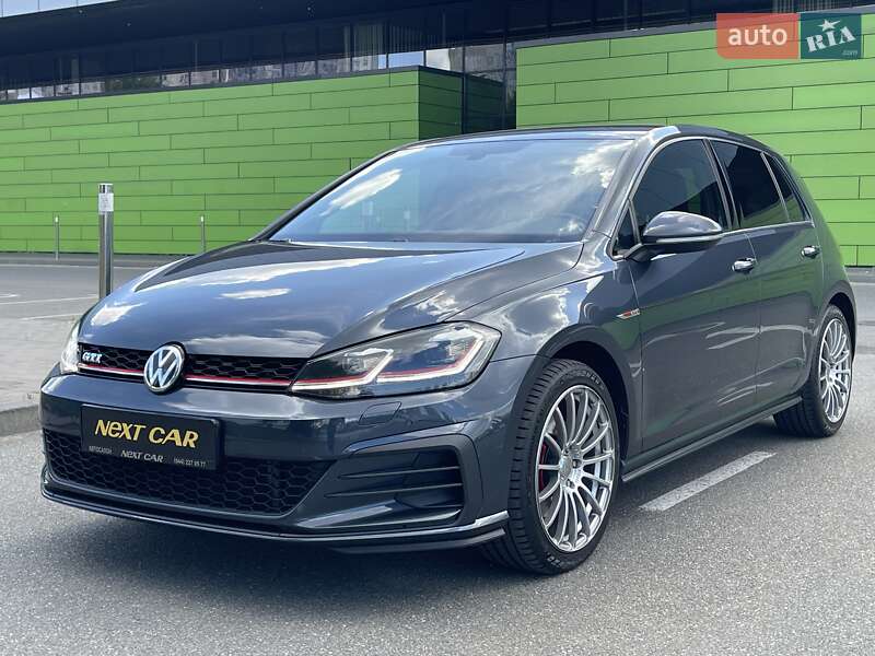 Хетчбек Volkswagen Golf GTI 2017 в Києві