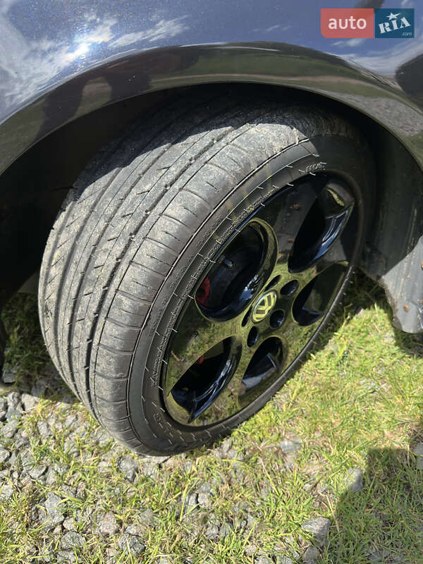Хэтчбек Volkswagen Golf GTI 2006 в Виннице