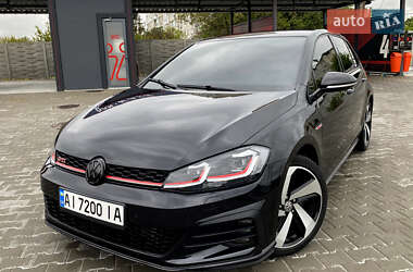 Хэтчбек Volkswagen Golf GTI 2020 в 