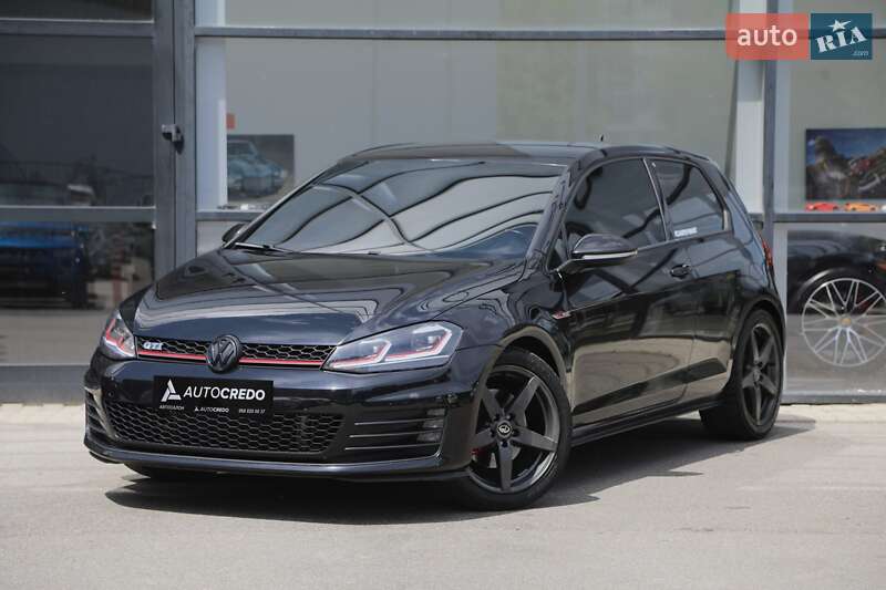 Volkswagen Golf GTI 2015