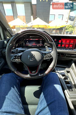 Хетчбек Volkswagen Golf GTI 2021 в 