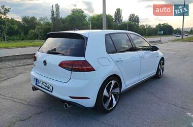 Хетчбек Volkswagen Golf GTI 2019 в 