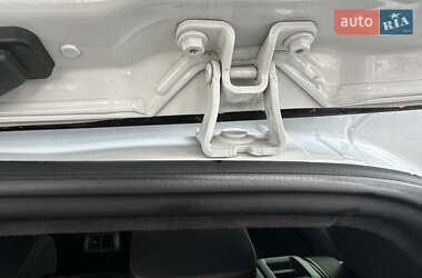 Хэтчбек Volkswagen Golf GTI 2014 в 