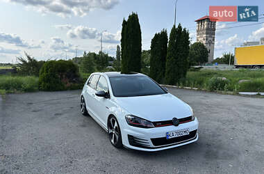 Хетчбек Volkswagen Golf GTI 2015 в Пирятині