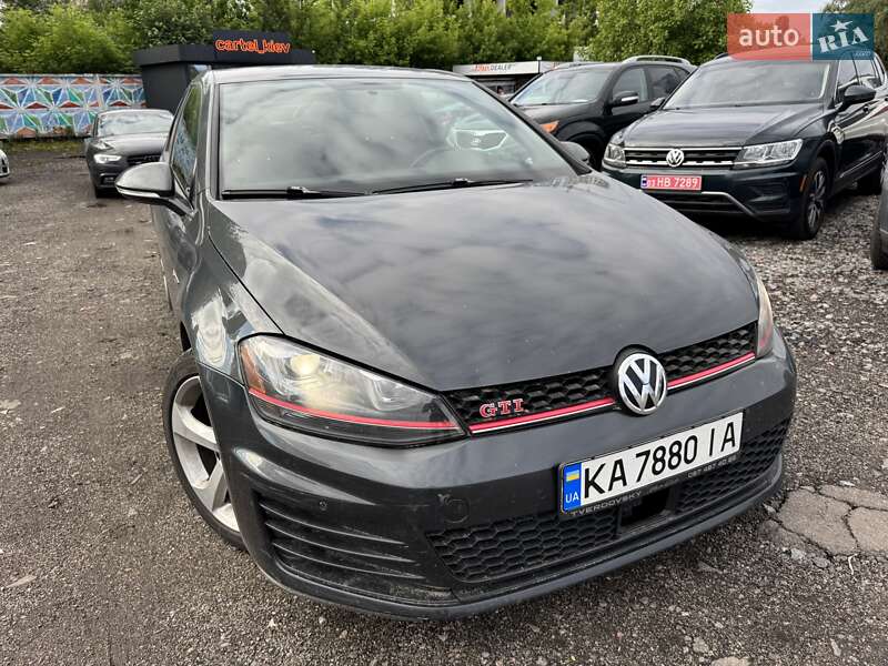 Volkswagen Golf GTI 2015