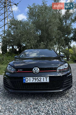 Хэтчбек Volkswagen Golf GTI 2016 в 