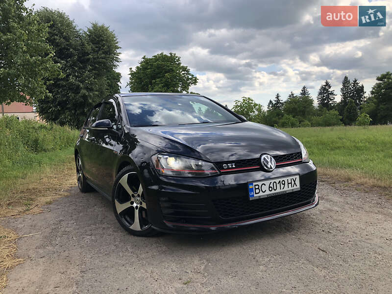 Хетчбек Volkswagen Golf GTI 2016 в Львові