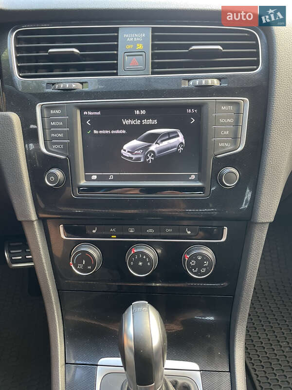 Хетчбек Volkswagen Golf GTI 2017 в Києві