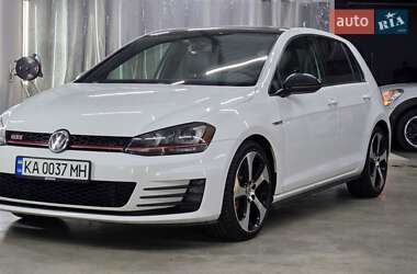 Хетчбек Volkswagen Golf GTI 2015 в Києві