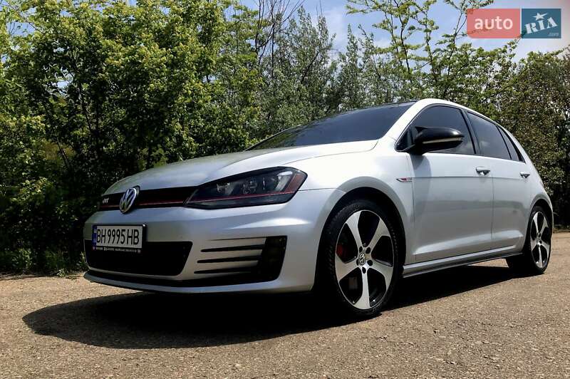 Хетчбек Volkswagen Golf GTI 2014 в Одесі фото 10 Хетчбек Volkswagen Golf GTI 2014 в Одесі