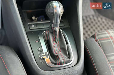 Хетчбек Volkswagen Golf GTI 2013 в 