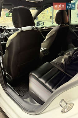 Хэтчбек Volkswagen Golf GTI 2014 в 