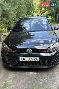 Хэтчбек Volkswagen Golf GTI 2015 в 