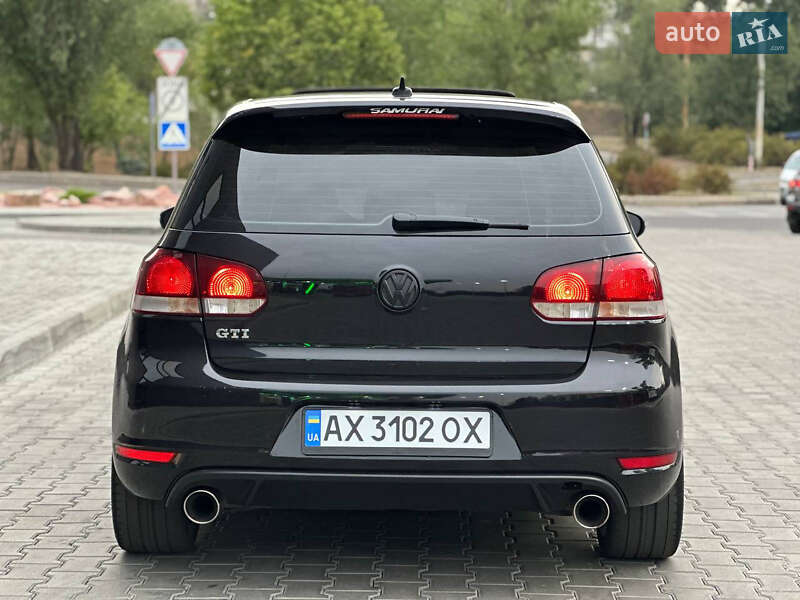 Хэтчбек Volkswagen Golf GTI 2011 в Днепре