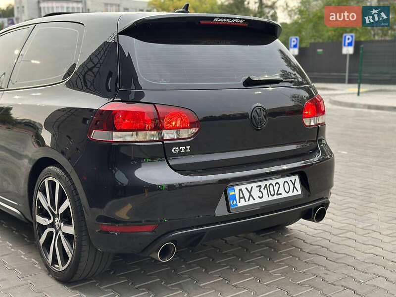 Хэтчбек Volkswagen Golf GTI 2011 в Днепре