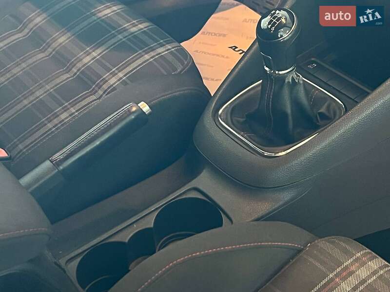 Хетчбек Volkswagen Golf GTI 2010 в Одесі