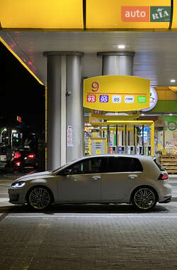Хетчбек Volkswagen Golf GTI 2014 в Києві
