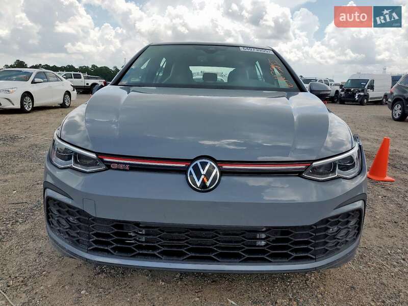 Volkswagen Golf GTI 2024