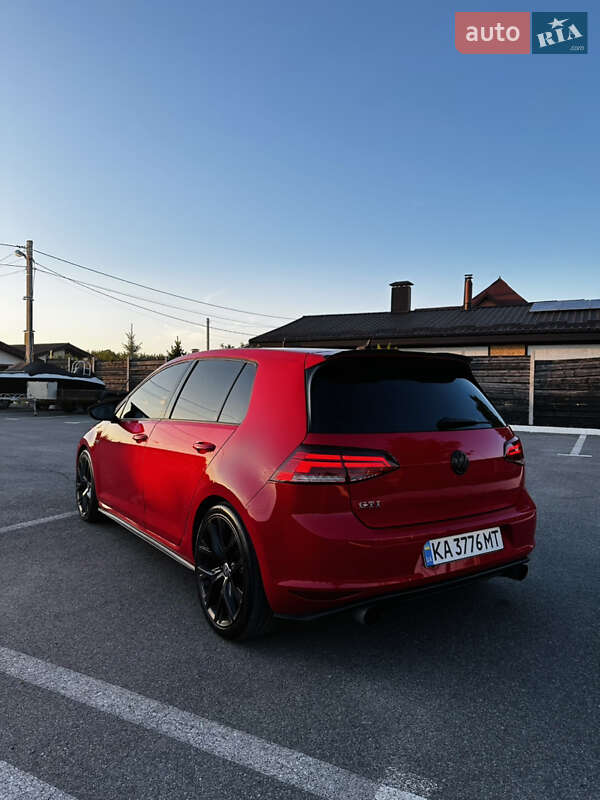 Хэтчбек Volkswagen Golf GTI 2016 в Харькове
