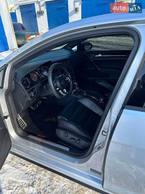 Хэтчбек Volkswagen Golf GTI 2014 в Одессе фото 6 Хэтчбек Volkswagen Golf GTI 2014 в Одессе