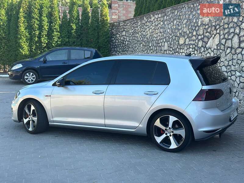 Хэтчбек Volkswagen Golf GTI 2016 в Тернополе