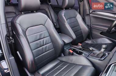 Хэтчбек Volkswagen Golf GTI 2015 в 