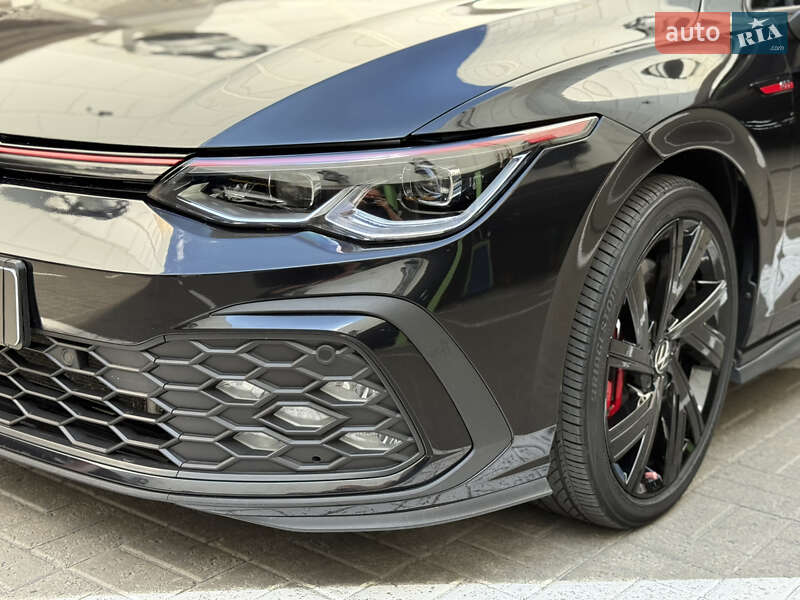 Хэтчбек Volkswagen Golf GTI 2021 в Киеве