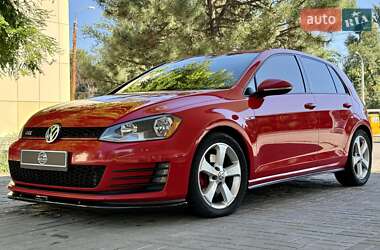 Хетчбек Volkswagen Golf GTI 2017 в Дніпрі