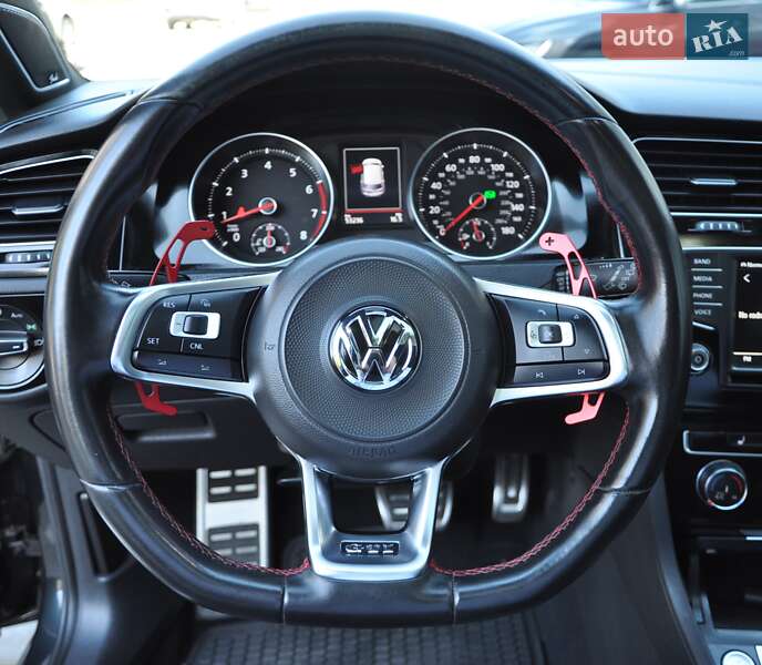 Хэтчбек Volkswagen Golf GTI 2017 в Одессе