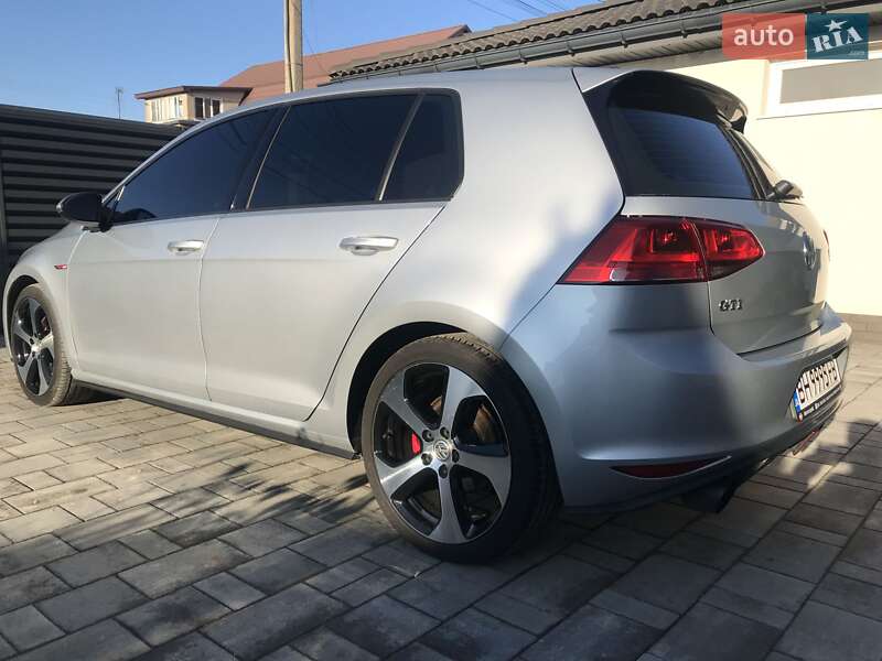 Хетчбек Volkswagen Golf GTI 2014 в Одесі фото 53 Хетчбек Volkswagen Golf GTI 2014 в Одесі