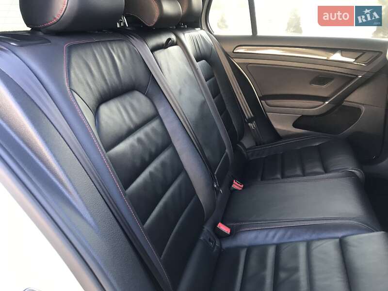 Хетчбек Volkswagen Golf GTI 2014 в Одесі фото 56 Хетчбек Volkswagen Golf GTI 2014 в Одесі