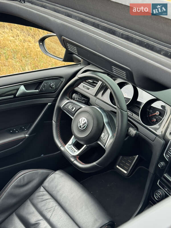 Хэтчбек Volkswagen Golf GTI 2014 в Шепетовке