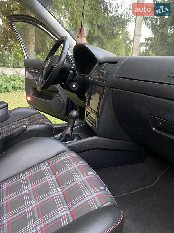 Хэтчбек Volkswagen Golf GTI 1999 в Ивано-Франковске