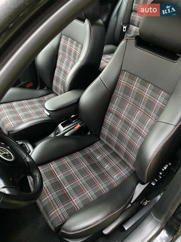 Хэтчбек Volkswagen Golf GTI 1999 в Ивано-Франковске