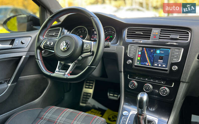 Хэтчбек Volkswagen Golf GTI 2017 в Львове фото 23 Хэтчбек Volkswagen Golf GTI 2017 в Львове